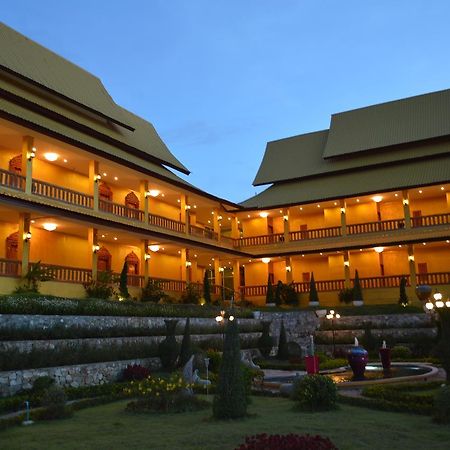 The M Bokeo Hotel Huay Xai Exterior foto