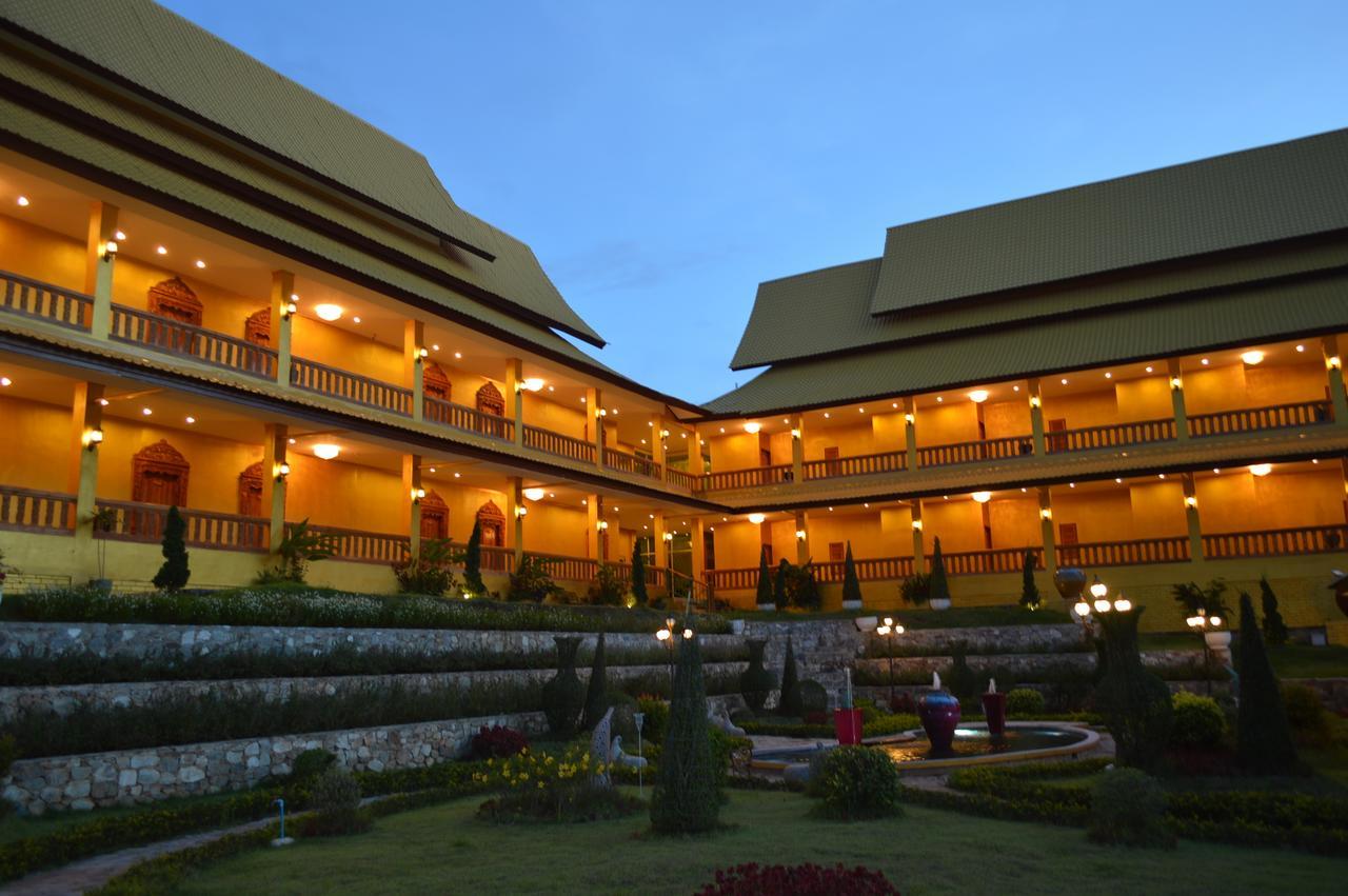 The M Bokeo Hotel Huay Xai Exterior foto