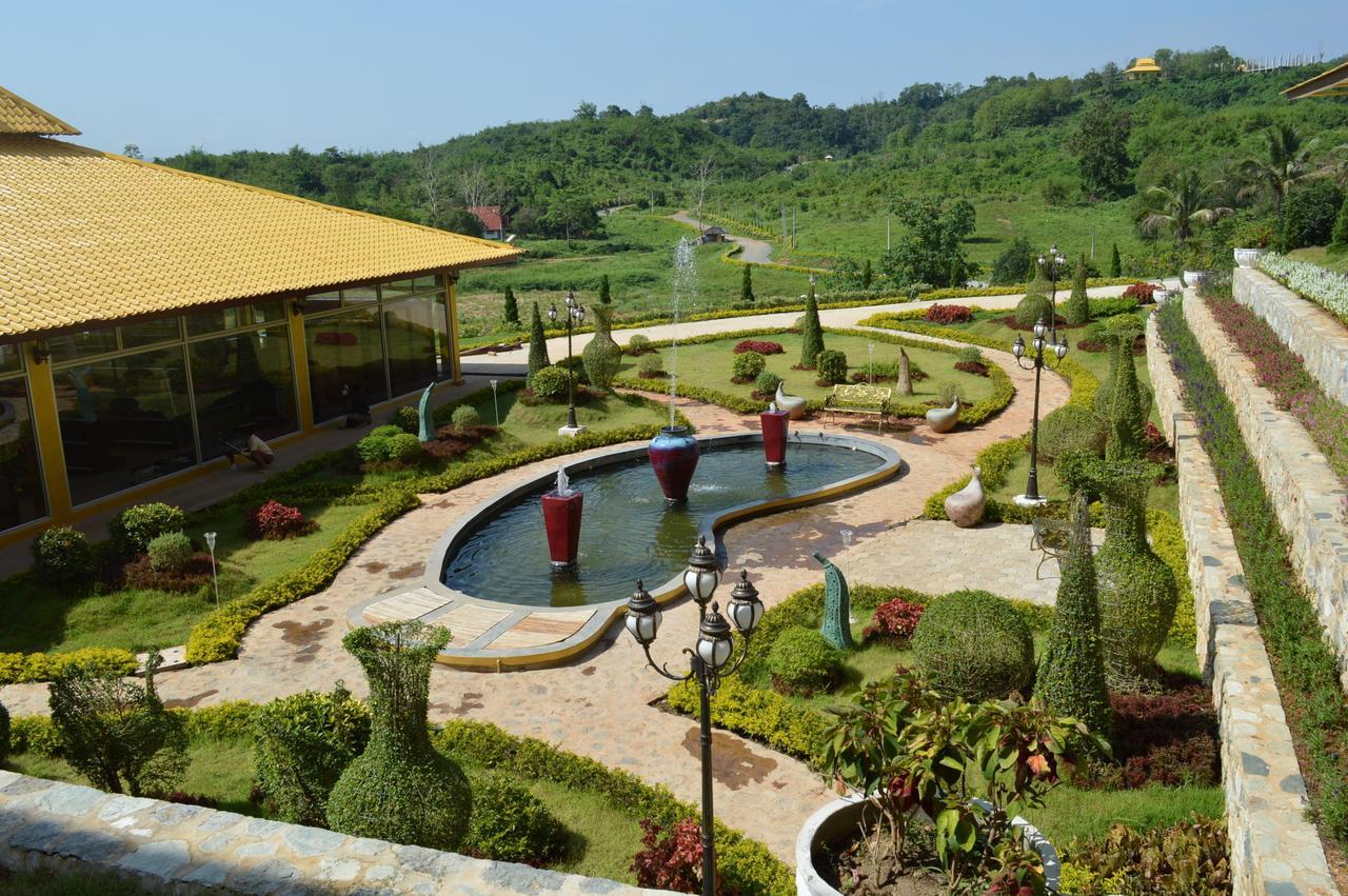 The M Bokeo Hotel Huay Xai Exterior foto